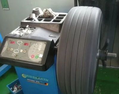 補(bǔ)胎后是否必須進(jìn)行動(dòng)平衡？專(zhuān)業(yè)設(shè)備修理視角解析